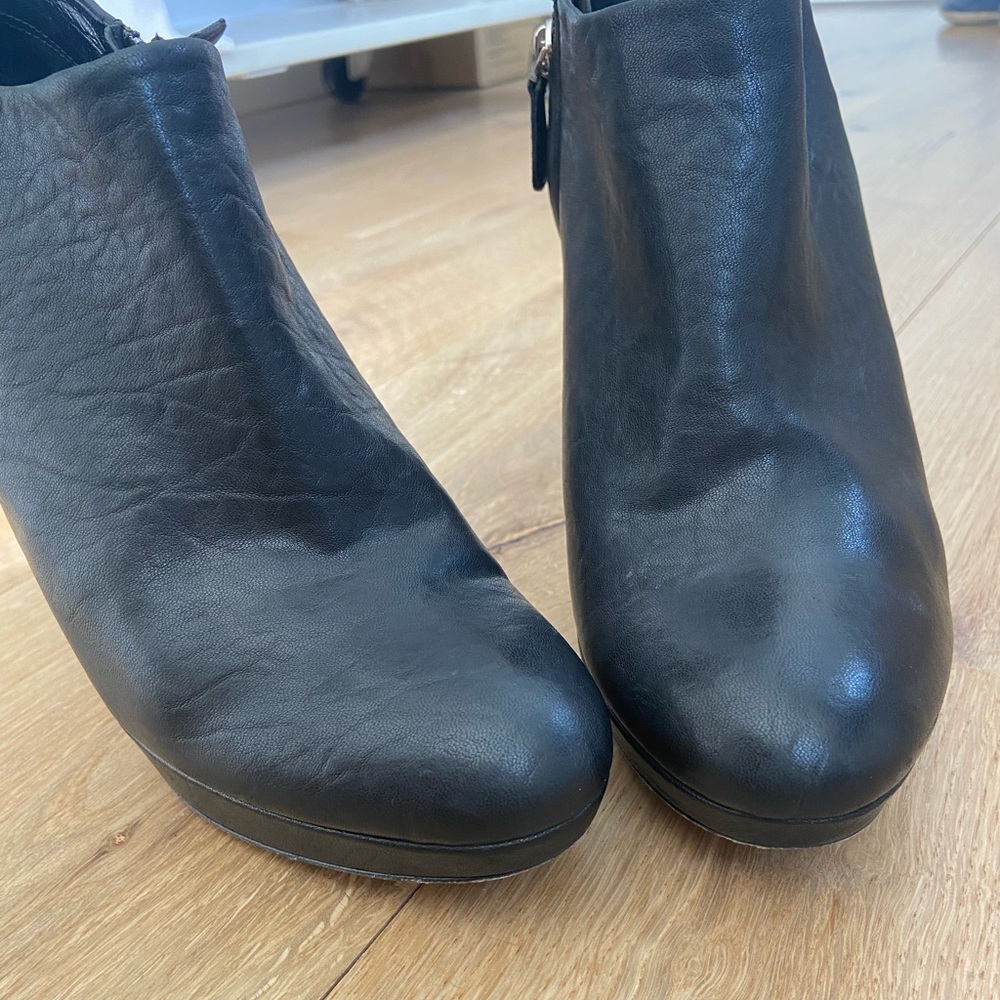 Christian Dior Black Leather Platform Ankle Booties | EU 42 (US 10) | Authentic - Picture 4 of 10